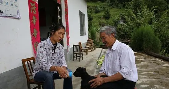 安徽一个女孩婚前提两个条件，公婆泪洒当场：这才是嫁对人的样子