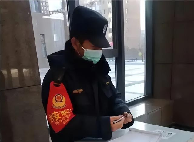 年关将至，很多保安任凭辞职也要回家过年，真的是明智之举吗？