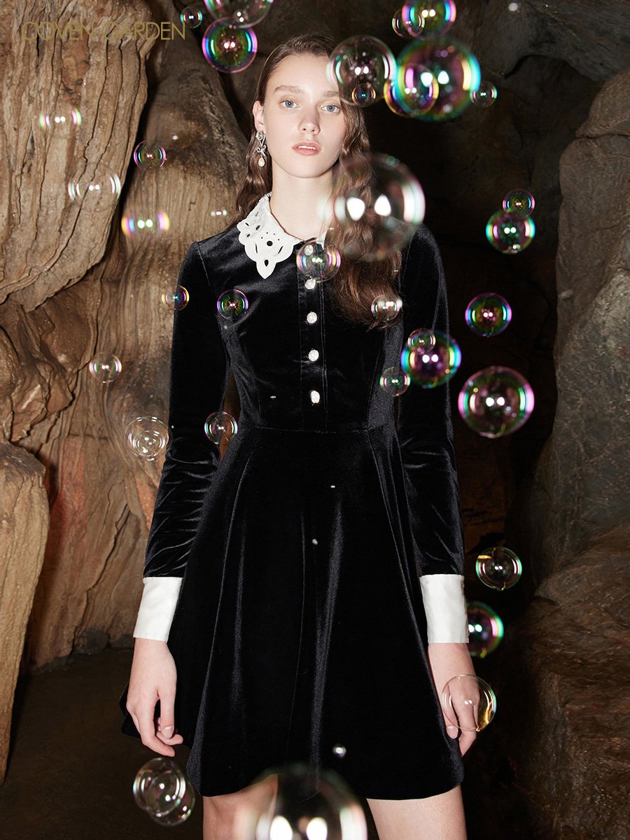 哥文花园秋季黑色复古法式丝绒连衣裙小黑裙