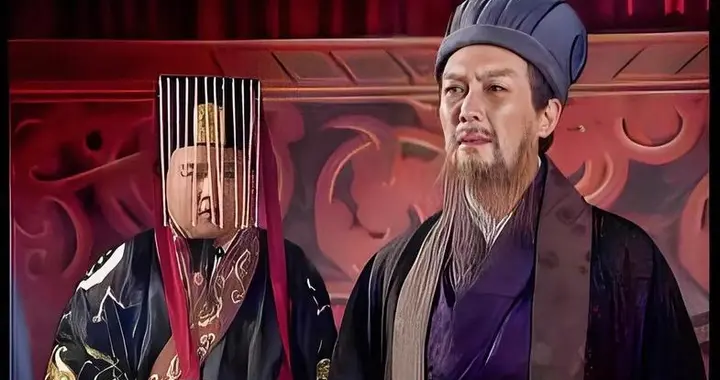 诸葛亮每天吃一斤米，司马懿听说后，说出了“命不久矣”四个字
