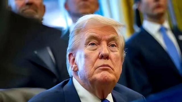 南风：美国人一句话，以色列的轰炸机就熄了