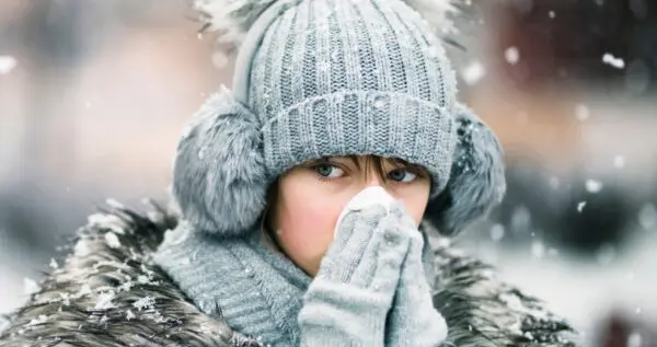 寒冷天气不会让你生病。真正的原因在于自己一些动作