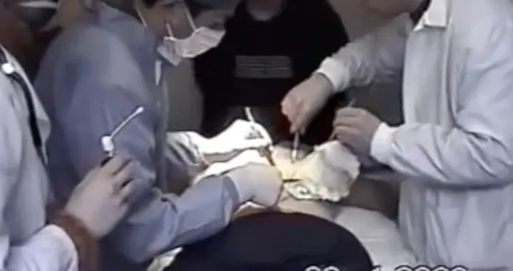 3 名工人在野外捡到一个“铁罐”，结果却导致一死两伤，终身带病