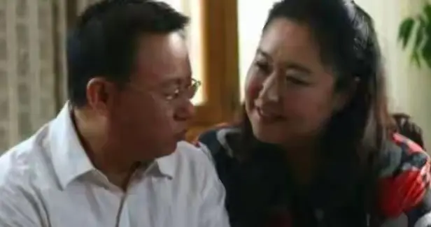 春晚常客邵峰为救病妻倾家荡产，如今竟转型干这事！