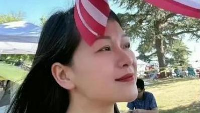 风雪夜归人：外卖骑手，  前网文作家