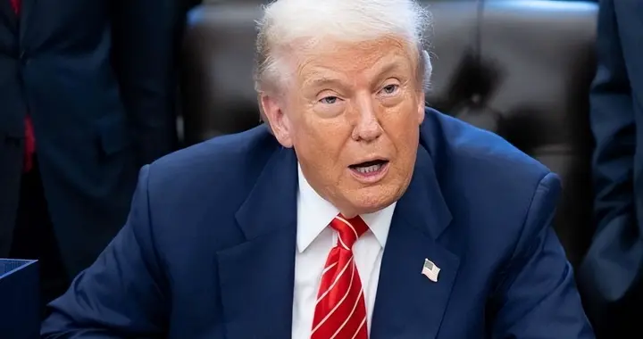 “谈不拢”也合作！特朗普终于和印度抱团，一起对霍尔木兹下手