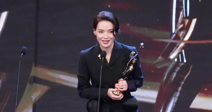 香港金像奖爆冷！《毒舌律师2》狂揽7奖成最大赢家舒淇成最大惊喜