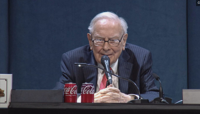 揭秘！巴菲特靠什么穿越牛熊？3次“腰斩”经历告诉你股市真相！