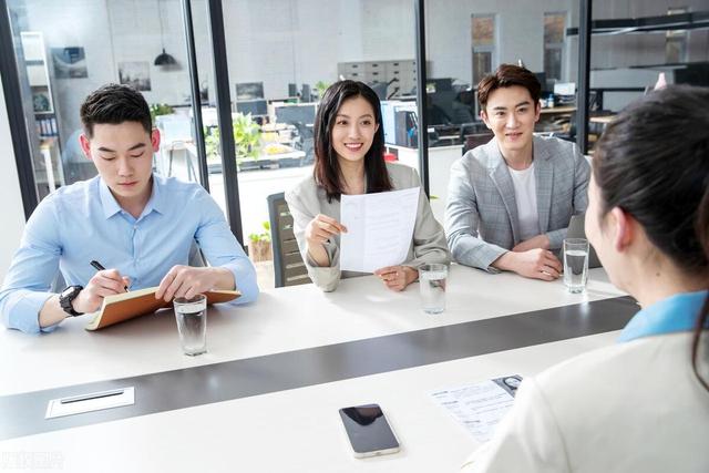 面试官问“你最大缺点”，这题不是送命题！5个话术让你逆风翻盘