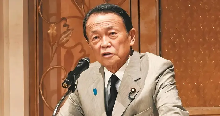 麻生太郎出事了，最大靠山动摇，高市现在急着推动11月访华行程