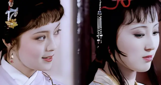 薛家送的宫花，黛玉为啥碰都不碰？二钗暗战：宝钗心机，险恶至极