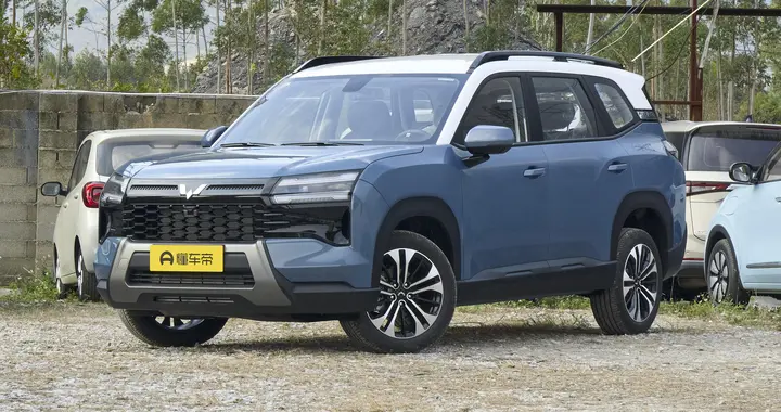 五菱星光560即将登场，权益价5.98万起，燃油/插混/纯电可选