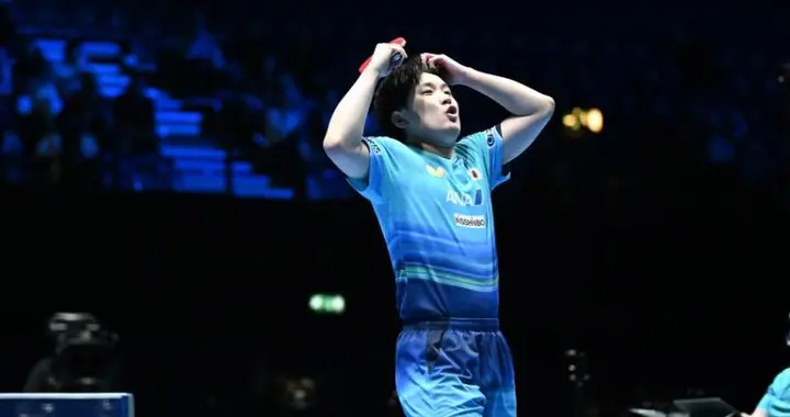 WTT冠军赛，张本智和遭零封，19岁小将爆冷，日乒两大名将一轮游