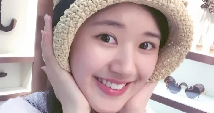 脸圆七分财！这3位圆脸女明星，福气藏都藏不住