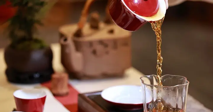 90%人踩雷的3大冲泡禁忌！你的红茶苦涩元凶在这