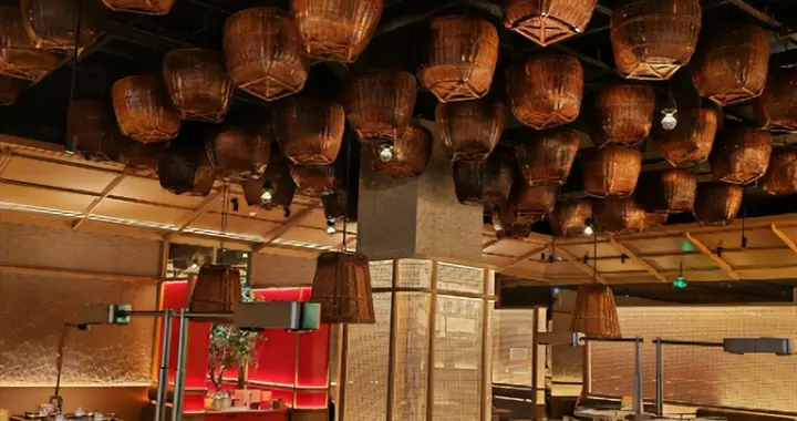 二叔干部转业，我急事求他遭拒，后我开6家分店，他为堂弟找上门