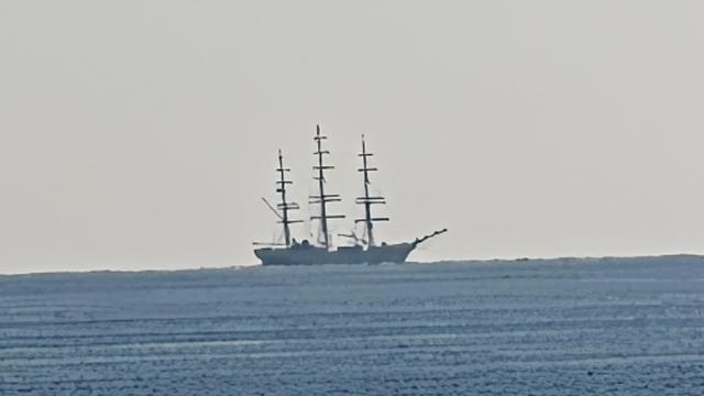 不爱钓鱼爱围观：菲律宾出海挑衅，可是没有