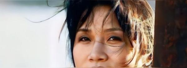 2000年，姜昆在国外偶遇已经出家的李娜，出于好奇，姜昆问她到底为什么...