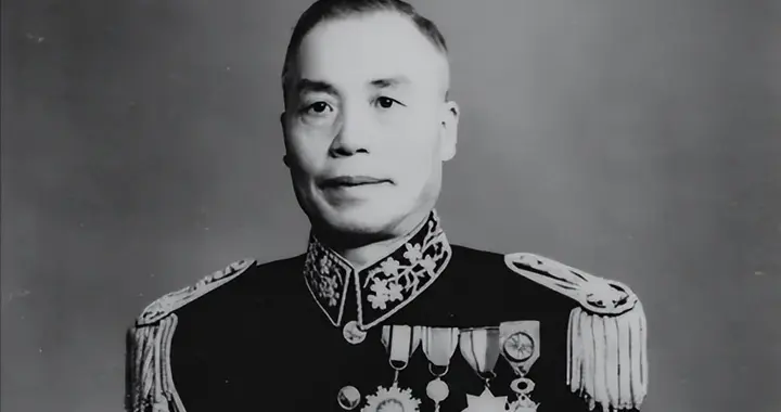 李宗仁晚年吐露，红军长征胜利，全靠老蒋这步神助攻