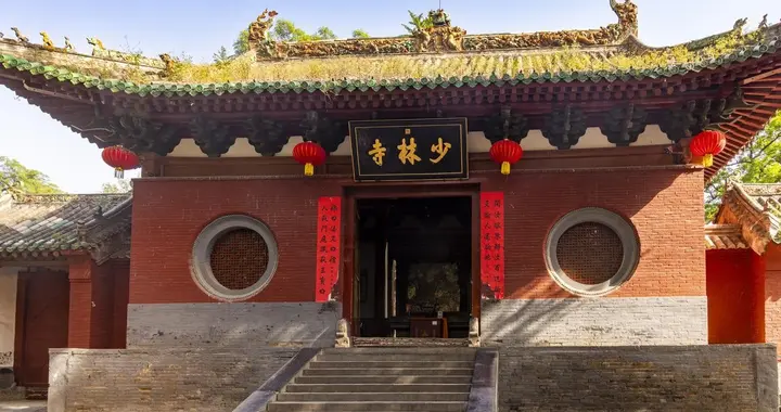 看懂释永信的跌落，才明白职场德不配位有多可怕！