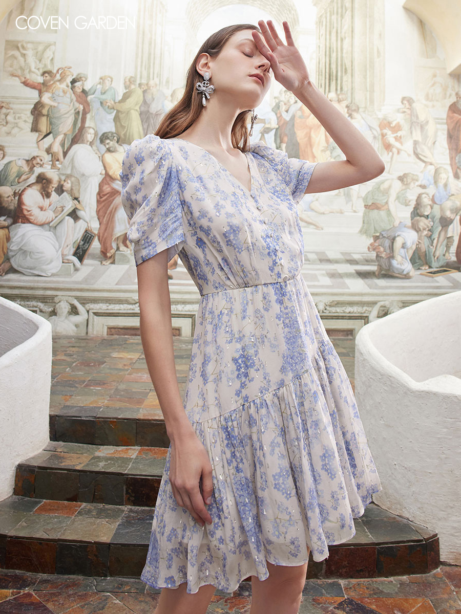 紫色印花雪纺法式短袖连衣裙收腰