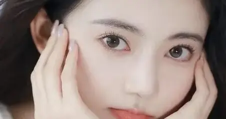 孙珍妮甜美图集