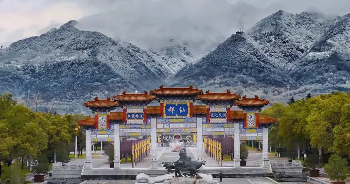 秦岭初雪刷屏！这才是中国人刻在骨子里的山河浪漫