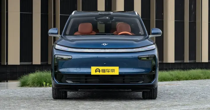 东风奕派M8，这款20万级的纯电大六座，成为我家出行省钱的小妙招