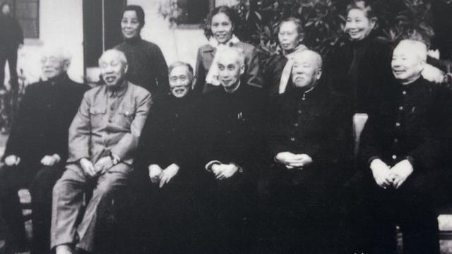 伍豪照片集：1958年11月，来汉出席中