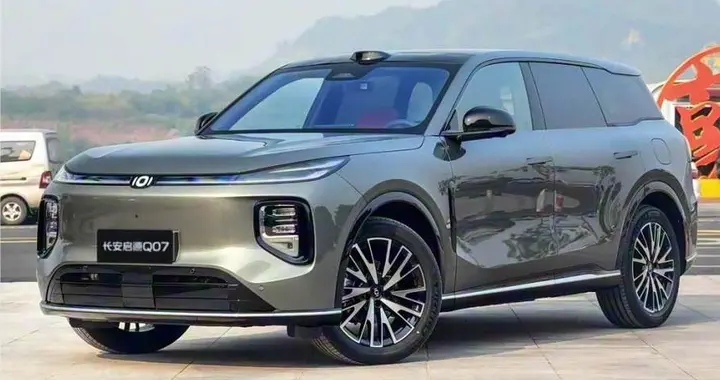 大五座插混SUV之争，海狮06 DM-i与长安启源Q07，差别在哪里？