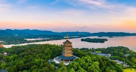西湖不是“湖”？从玉龙宝珠到沧海桑田，藏着3个颠覆认知的秘密