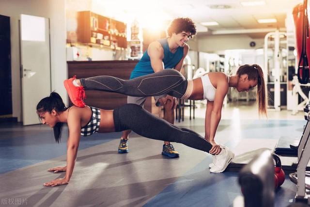 健身只做力量训练，不做有氧运动能否瘦下来？
