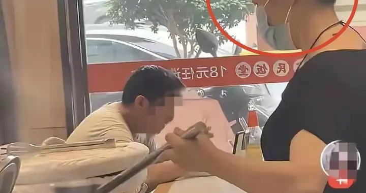 免费绿豆汤被一人薅空！顾客嚣张回怼：做不起生意就别免费