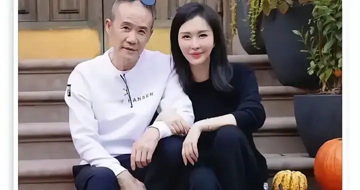 王石把岳父托举当成自己能力！