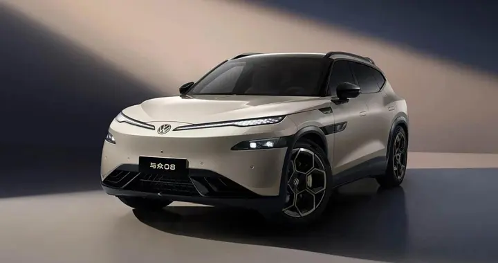 大众ID.与众08是一款新一代纯电中大型SUV，采用封闭式前脸