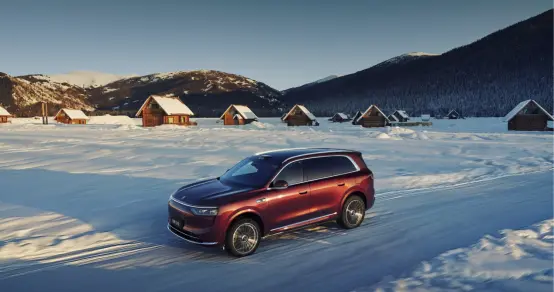 销量突破14万辆背后，问界M8如何破解冬季出行难题