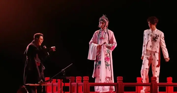 王力宏称赞小沈阳唐九洲颜安披哥在梅边舞台：“燃爆啦”