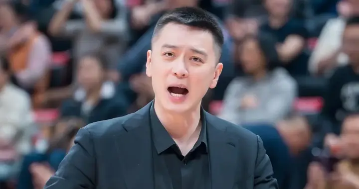 杨鸣：北京有冠军相！广东抓紧联系莫兰德，内线再不补前四悬了