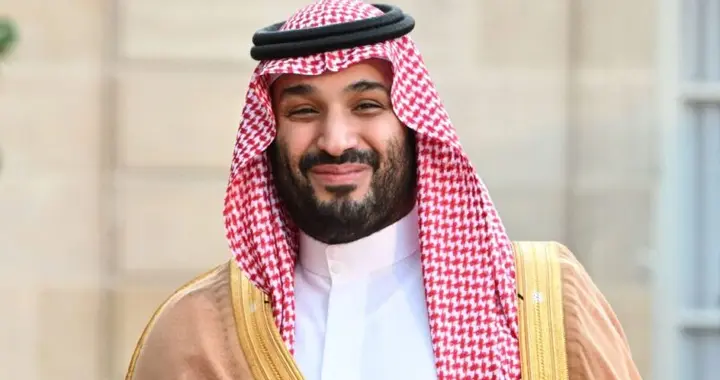 近万人大军进驻中东，带着中国战机和导弹：这里不再是美国的天下