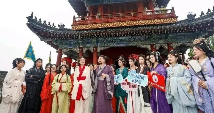 荆州，一座千年古城的“顶流”密码，为啥藏不住了？