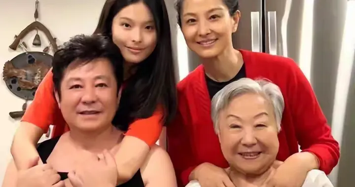 别被炫富带偏！老戏骨赴美养老：孝心没错 错在舆论双标