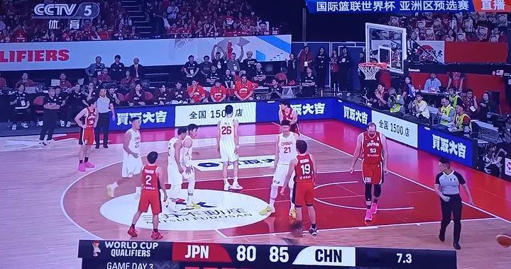 紧张刺激的第四节！日本靠裁判帮忙都赢不了中国