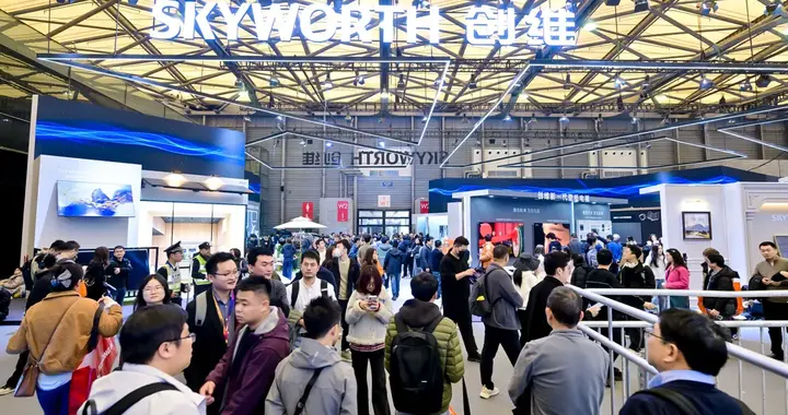 三大旗舰同获艾普兰创新奖，创维双核心生态闪耀AWE2026