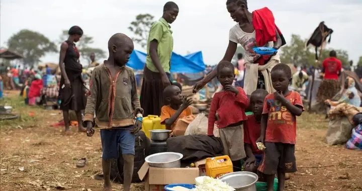 世界上最穷国：一辈子没见过肉，自行车是豪车，连跑步都不允许