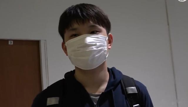 张本智和谈世乒赛目标：我会尽最大努力，在南非赢得冠军！