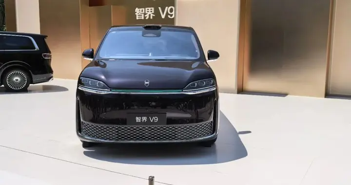 智界V9售38.98万起，制氧机，全维包裹气囊