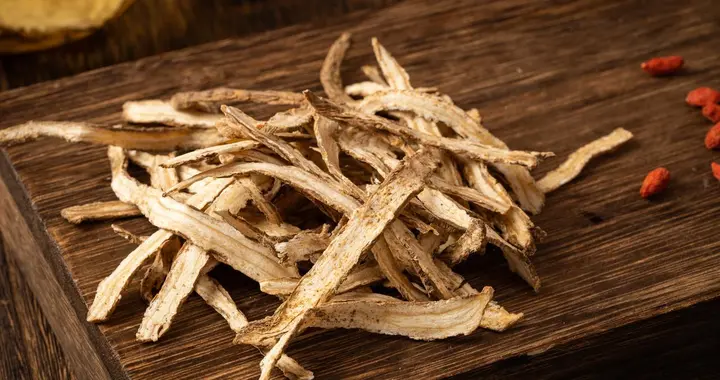 记住一个小方，补肝肾，精血同补，是男人的发动机，女人的加油站