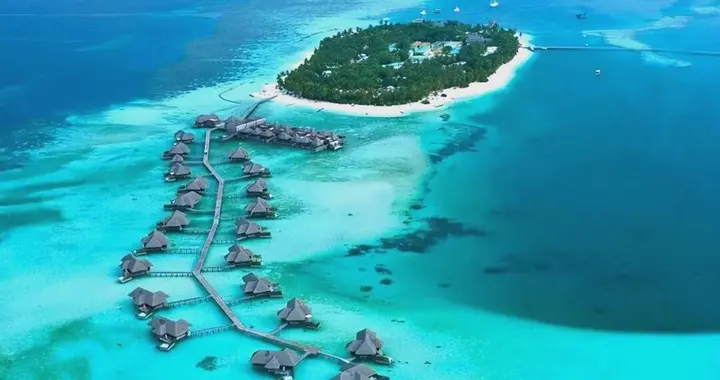 比黄岩岛更狠，驻守338天挤走对手 这块“长出来”的陆地有多重要