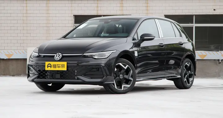 2025 款改款高尔夫 300TSI 三款车型：配置差异与实用体验详解