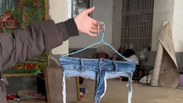 趣味娱乐吧：艾特能驾驭这条裤子的人